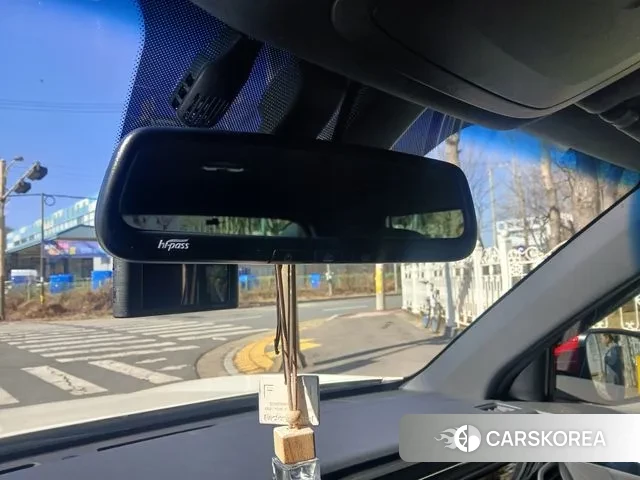 Ssangyong Beautiful Korando 2022 Белый двухцветный из Кореи, фото 5