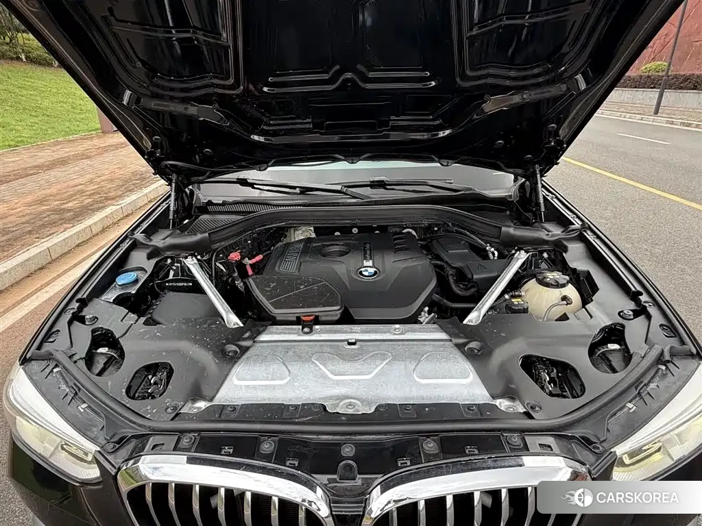 BMW X3 2018 Черный из Китая, фото 5