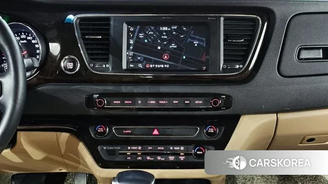 Kia The New Carnival 2018 Белый из Кореи, фото 5