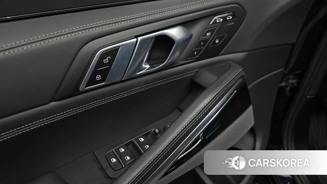 BMW X6 (G06) 2025 Черный из Кореи, фото 5