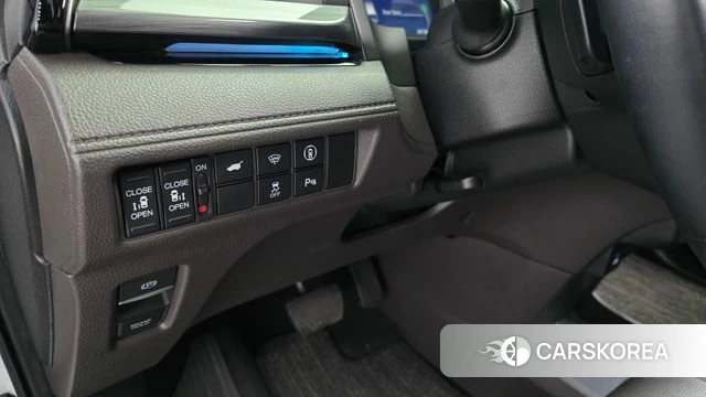 Honda Odyssey 2021 Белый из Кореи, фото 5