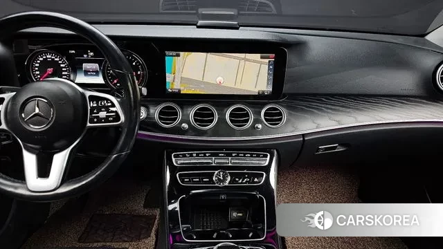 Mercedes-Benz E-Class W213 2018 Белый из Кореи, фото 5