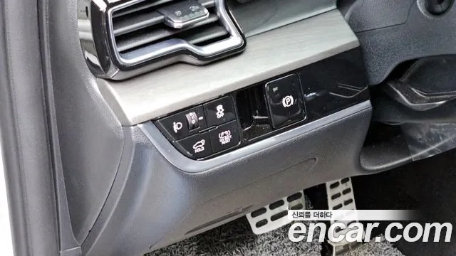 Kia Sportage 5th Generation Hybrid 2023 Белый из Кореи, фото 5