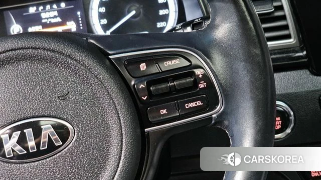 Kia Niro 2018 Белый из Кореи, фото 5