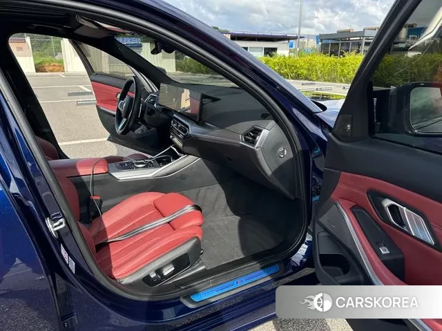 BMW 3 Series (G20) 2023 Синий из Кореи, фото 5