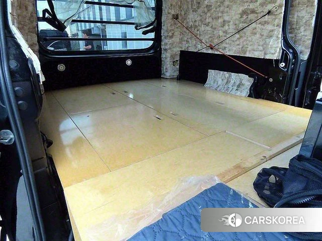 Hyundai Staria 2021 Черный из Кореи, фото 5