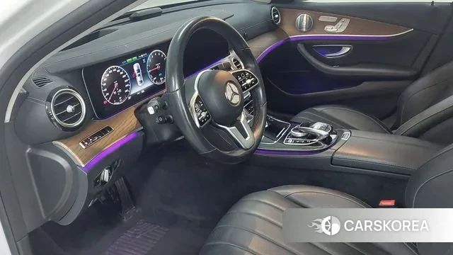 Mercedes-Benz E-Class W213 2020 Белый из Кореи, фото 5