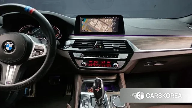 BMW 5 Series (G30) 2020 Белый из Кореи, фото 5