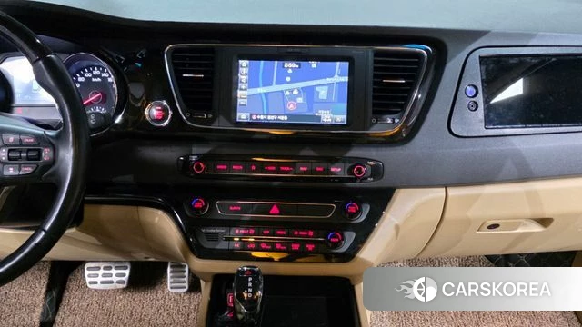 Kia The New Carnival 2018 Белый из Кореи, фото 5