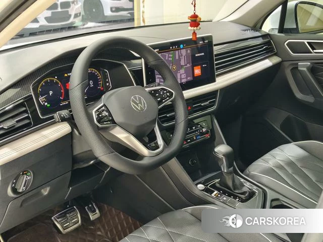 Volkswagen Tiguan L 2021 Белый из Китая, фото 5