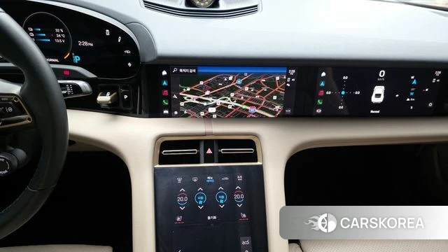 Porsche Taycan 2023 Белый из Кореи, фото 5