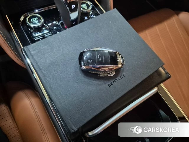 Bentley Flying Spur 3rd Generation 2023 Синий из Кореи, фото 5