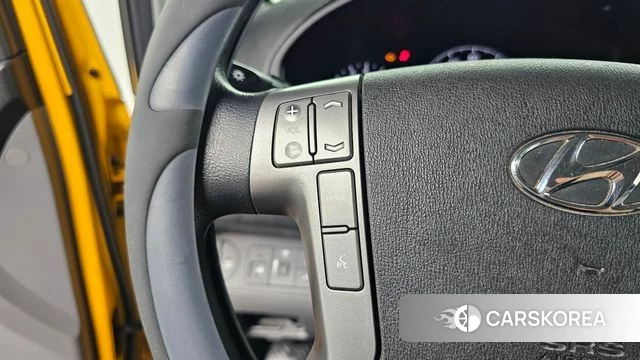 Hyundai The New Grand Starex 2019 Желтый из Кореи, фото 5