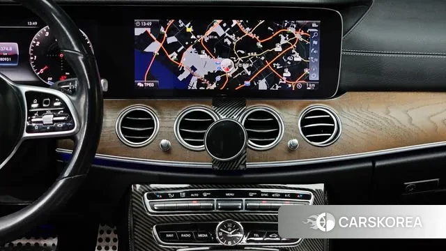 Mercedes-Benz E-Class W213 2018 Черный из Кореи, фото 5