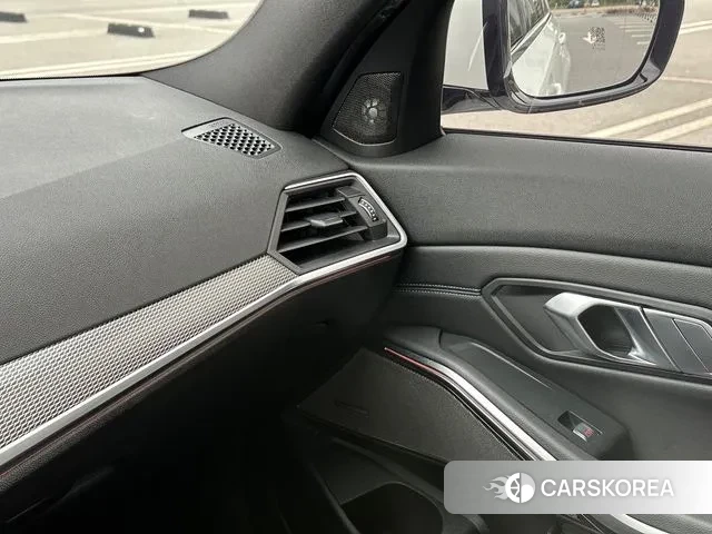 BMW 3 Series (G20) 2021 Белый из Кореи, фото 5