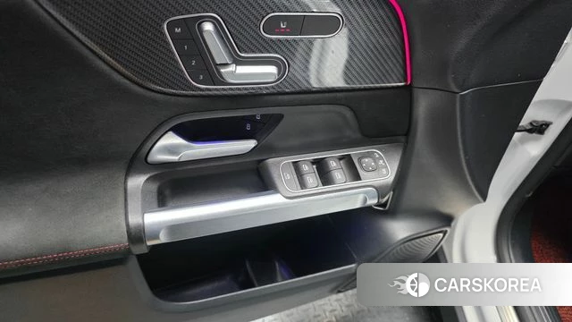 Mercedes-Benz GLB-Class X247 2023 Белый из Кореи, фото 5