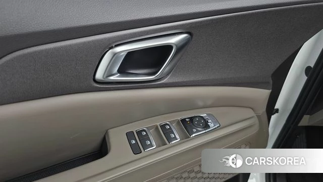 Kia The New Carnival 4th Generation 2025 Белый из Кореи, фото 5