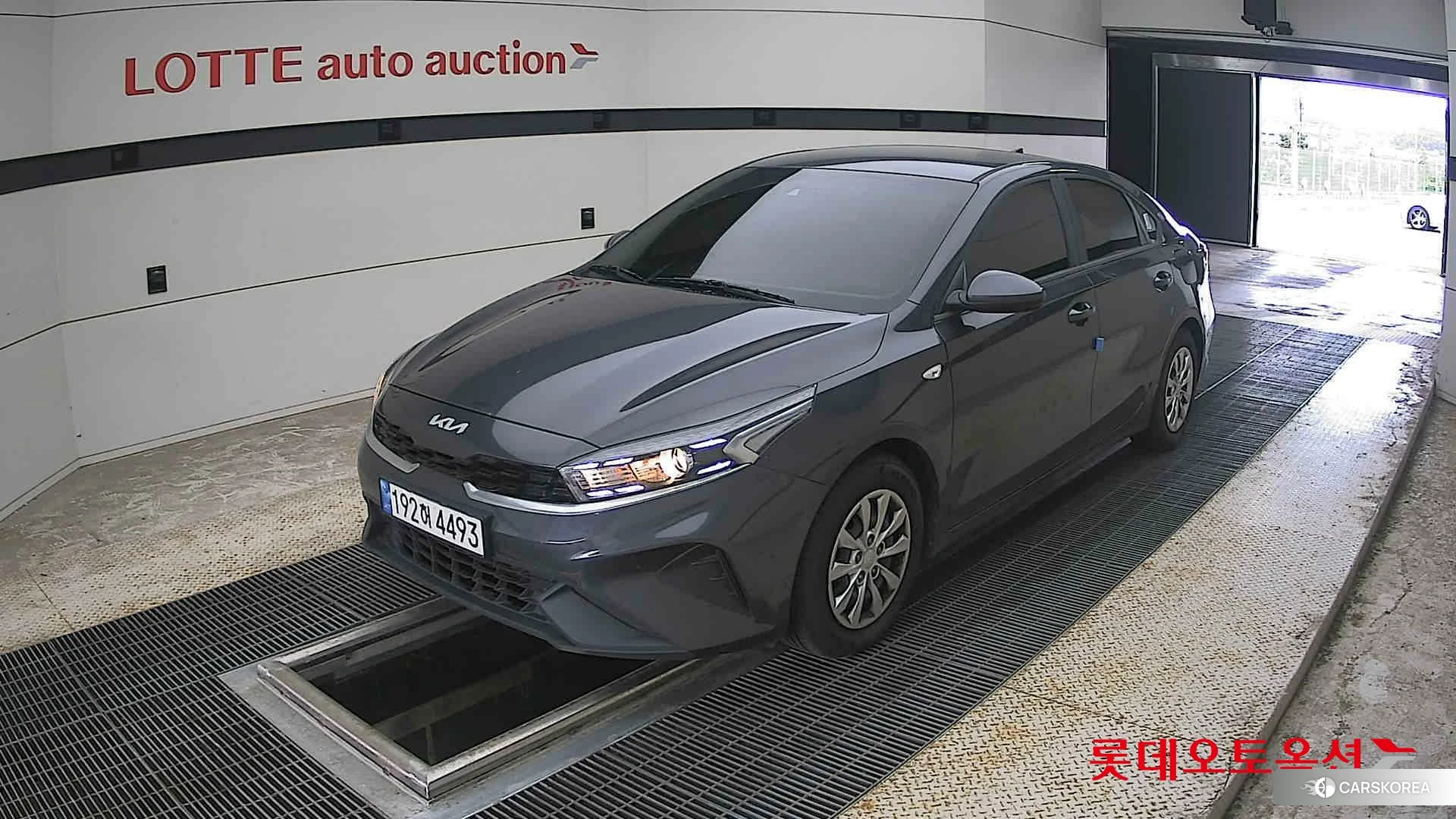 Kia K3 2023 Platinium Graphite из Кореи, фото 5