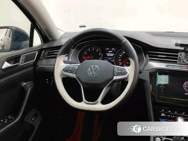 Volkswagen Magotan 2022 Черный из Китая, фото 5