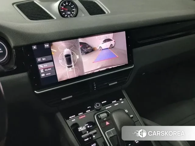 Porsche Cayenne (PO536) 2020 Светло-серебряный цвет из Кореи, фото 5