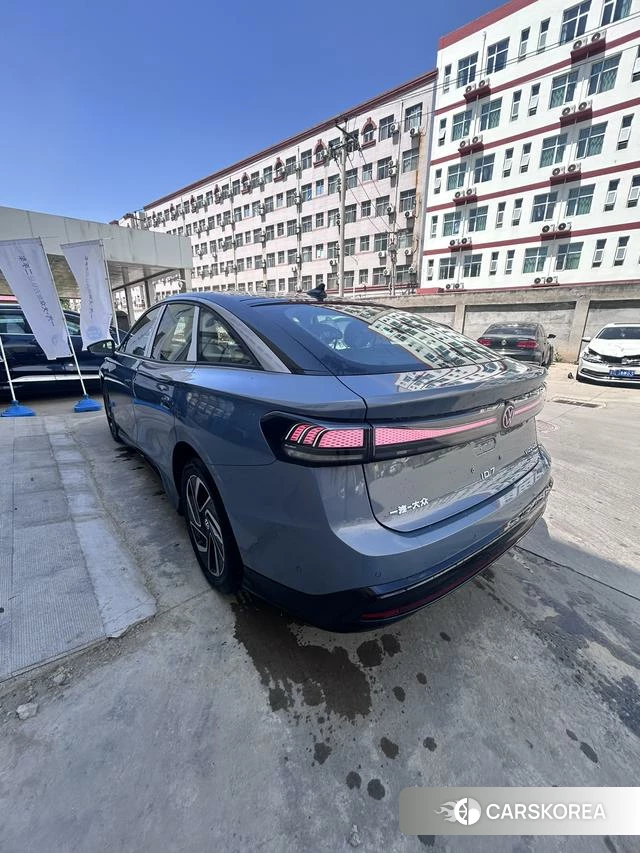 Volkswagen ID.7 VIZZION 2026 Темно-серый из Китая, фото 5
