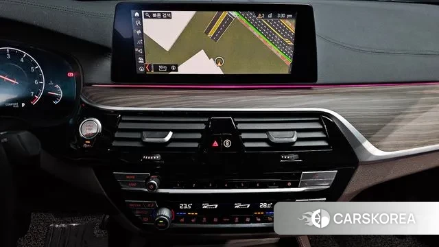 BMW 5 Series (G30) 2019 Черный из Кореи, фото 5