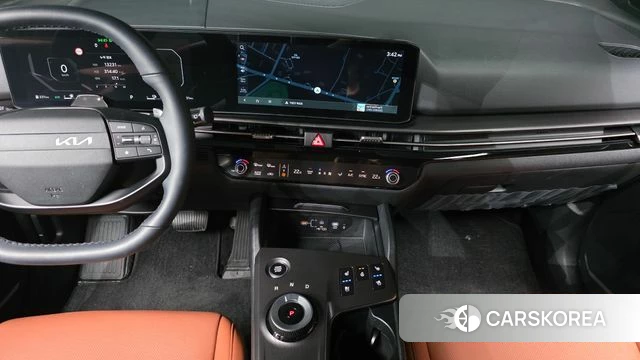 Kia The New Sportage 5th Generation Hybrid 2025 Белый из Кореи, фото 5