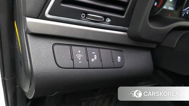 Hyundai Avante AD 2018 Белый из Кореи, фото 5