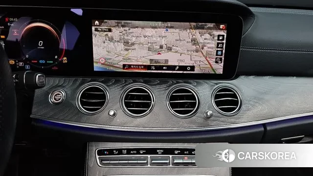 Mercedes-Benz E-Class W213 2023 Белый из Кореи, фото 5