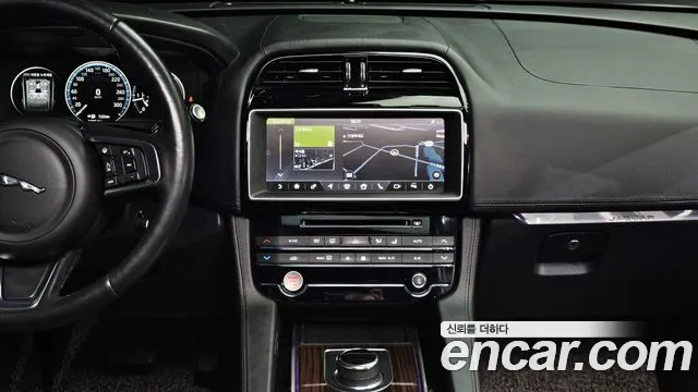 Jaguar F-PACE 2018 Белый из Кореи, фото 5