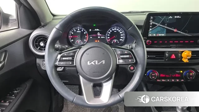 Kia The New K3 2nd generation 2021 Белый из Кореи, фото 5