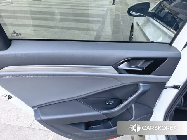 Volkswagen Sagitar 2022 Белый из Китая, фото 5