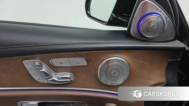 Mercedes-Benz E-Class W213 2021 Черный из Кореи, фото 5