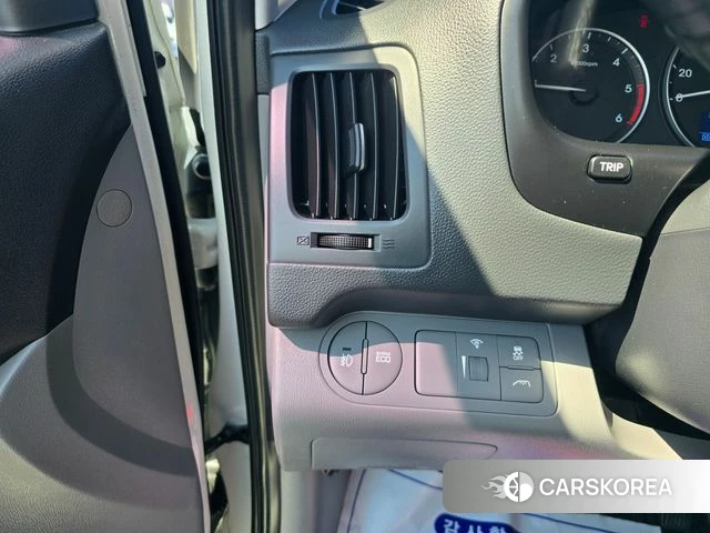 Hyundai The New Grand Starex 2018 Белый из Кореи, фото 5