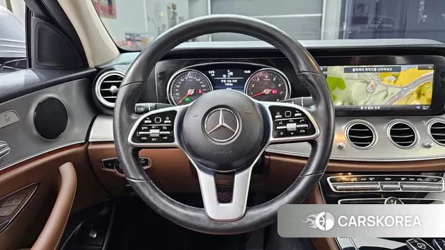 Mercedes-Benz E-Class W213 2019 Серебряный из Кореи, фото 5