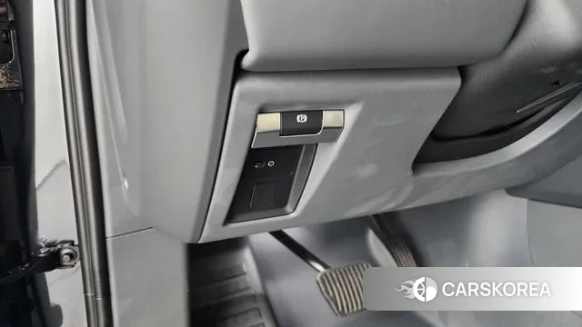 Land Rover Defender (L663) 2024 Серый из Кореи, фото 5