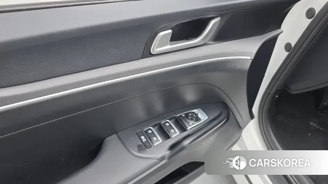 Kia K5 Hybrid 3rd Generation 2023 Белый из Кореи, фото 5