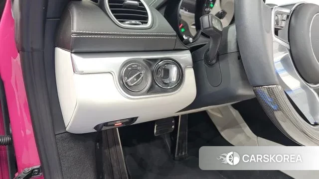 Porsche 718 Boxster 2024 Фиолетовый из Кореи, фото 5