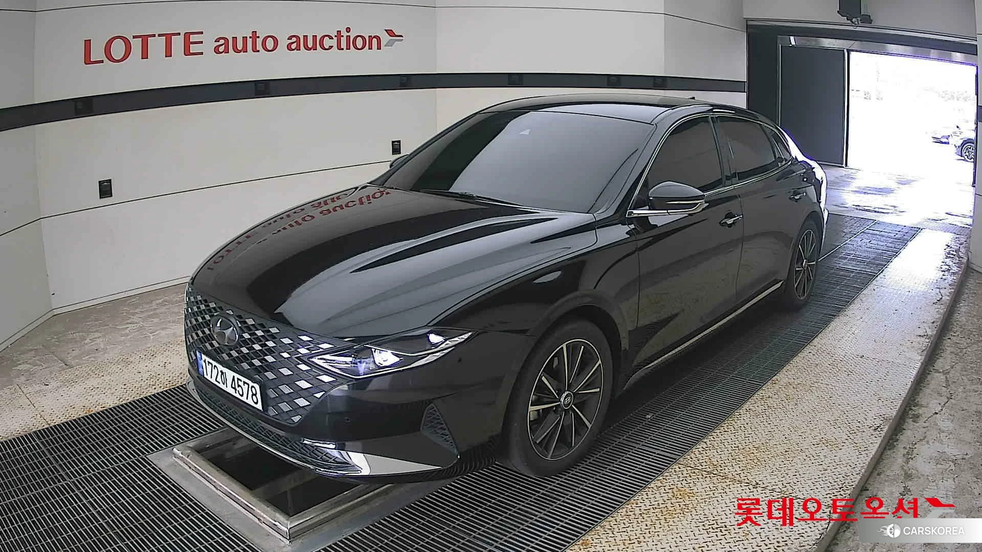 Hyundai Grandeur 2023 Abyss Black Pearl из Кореи, фото 5