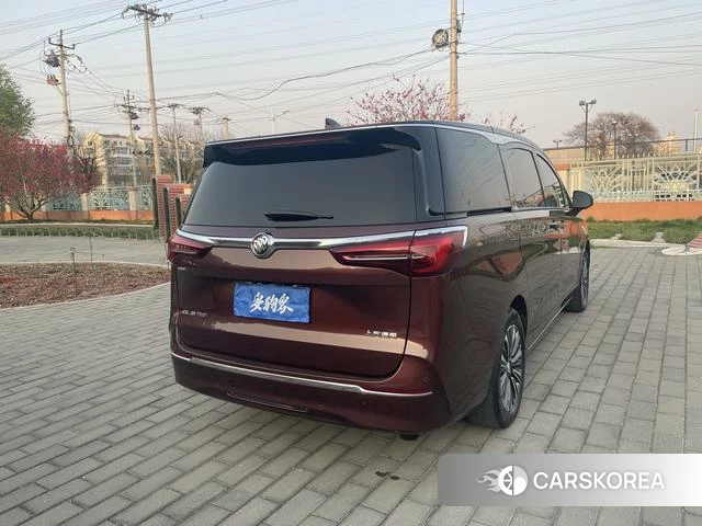 Buick GL8 2022 Красный из Китая, фото 5