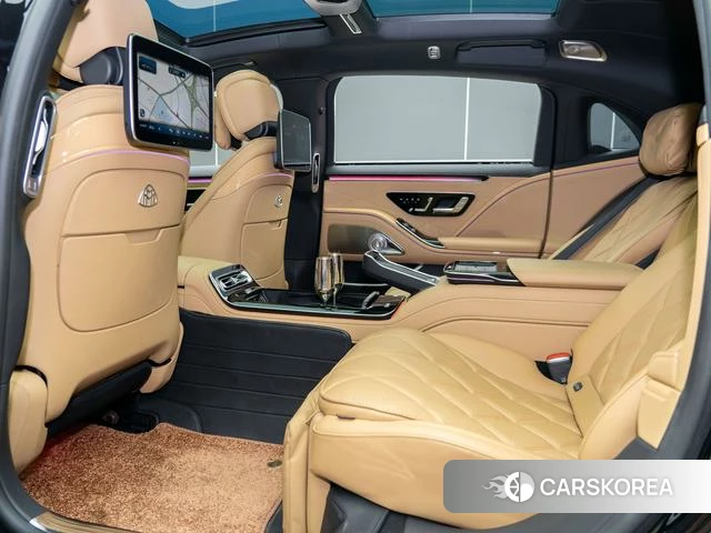 Mercedes-Benz Maybach S-class 2023 Черный из Китая, фото 5