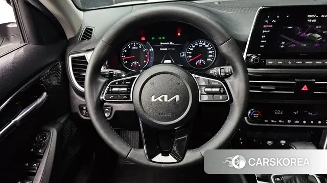 Kia Seltos 2021 Белый из Кореи, фото 5