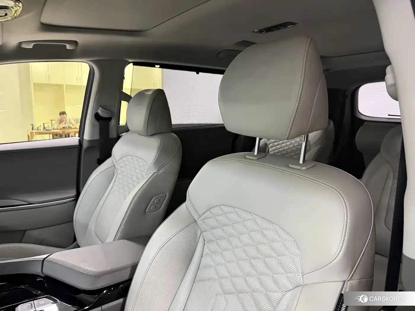 Hyundai Custo 2022 Silver/gray из Китая, фото 5