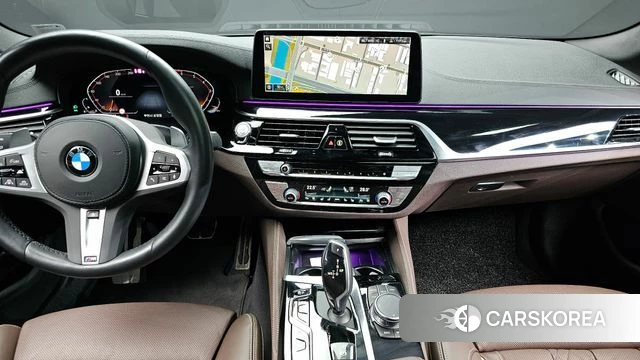 BMW 5 Series (G30) 2023 Серый из Кореи, фото 5