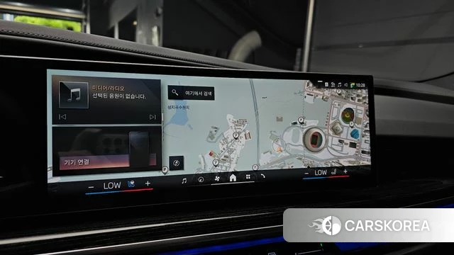 BMW 7 Series (G70) 2025 Черный из Кореи, фото 5