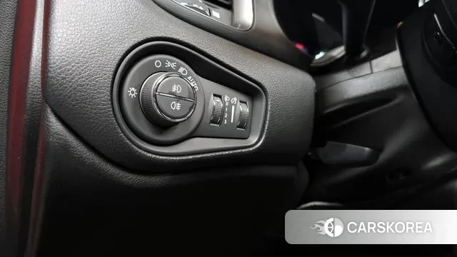 Jeep Renegade id 3161047 из Кореи 5