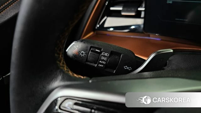 Ssangyong Torres EVX 2024 Темно-зеленый из Кореи, фото 5