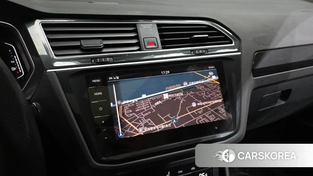 Volkswagen Tiguan second Generation 2021 Серый из Кореи, фото 5