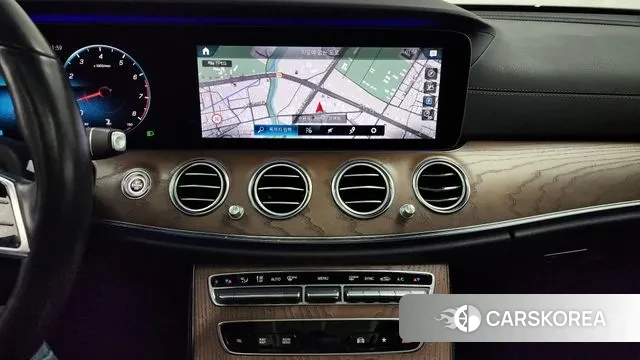 Mercedes-Benz E-Class W213 2020 Белый из Кореи, фото 5