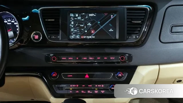 Kia The New Carnival 2018 Белый из Кореи, фото 5